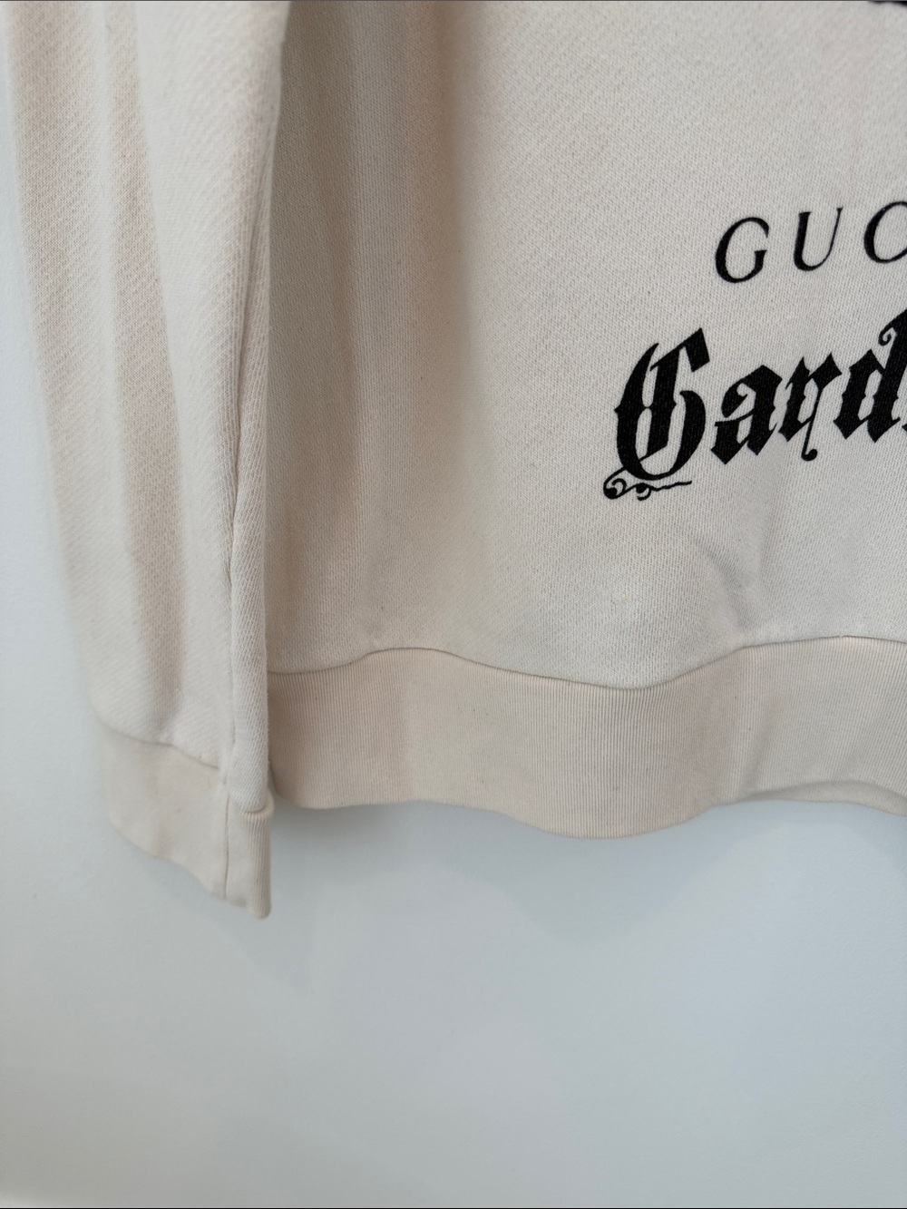 Gucci Garden Cream Sweatshirt with Black Cat Graphic - Picture 4 of 8